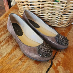 Antonio Melani Soft Leather Beaded Jeweled Brown Flats 7.5